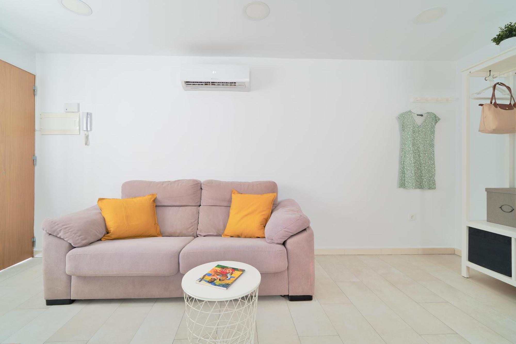 Romantico Estudio En La Playa De Pedregalejo By Alterhome Malaga Ngoại thất bức ảnh