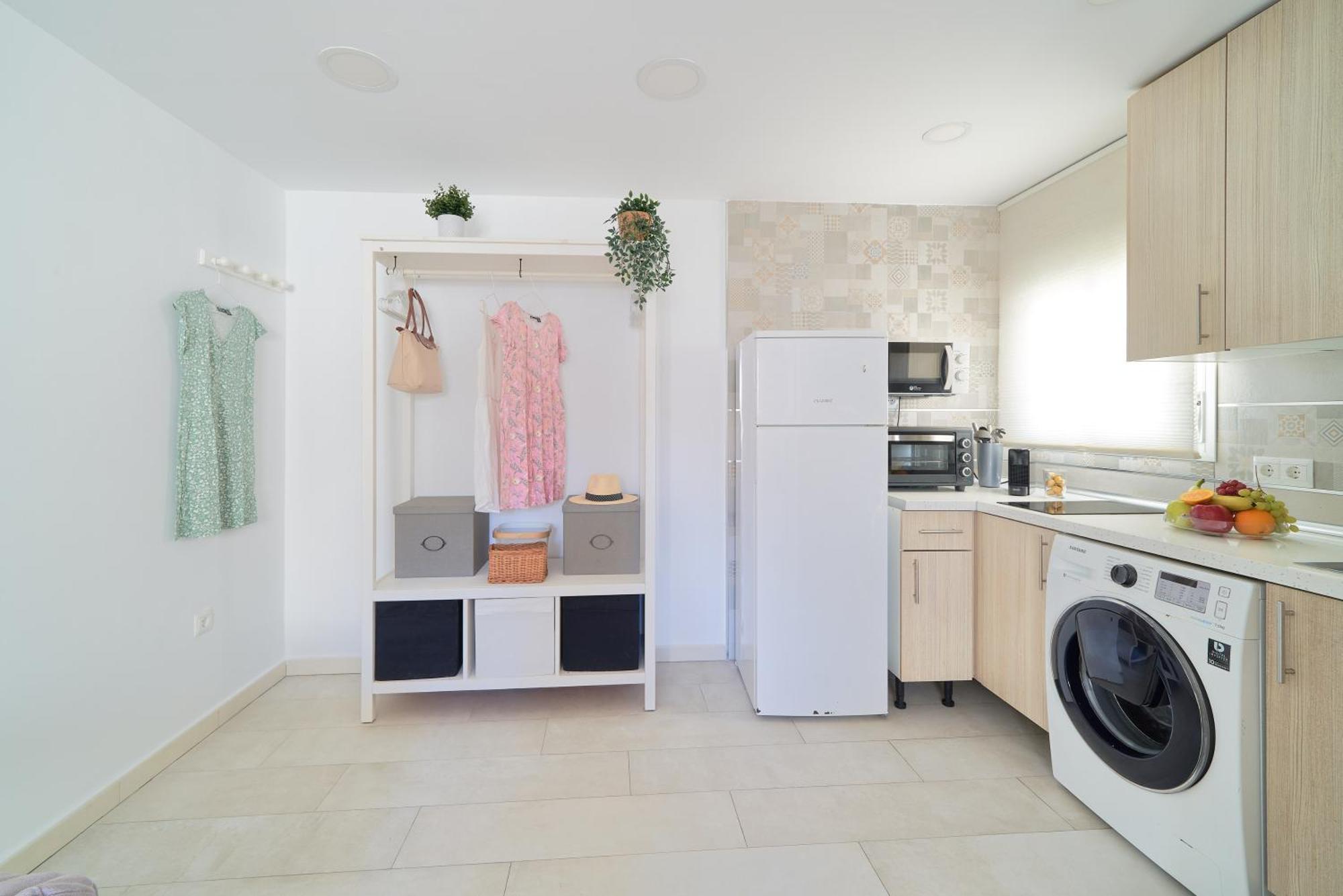 Romantico Estudio En La Playa De Pedregalejo By Alterhome Malaga Ngoại thất bức ảnh
