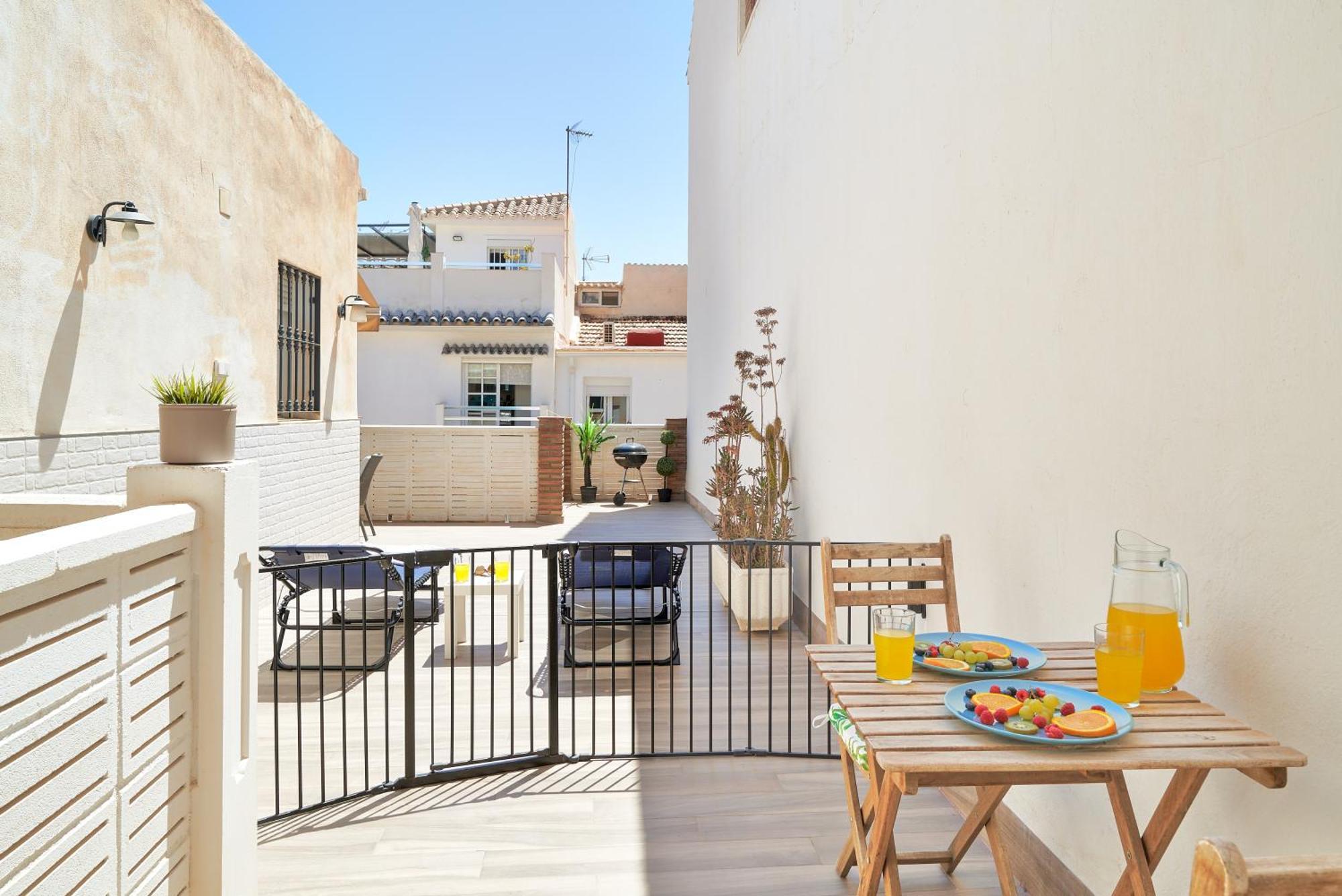 Romantico Estudio En La Playa De Pedregalejo By Alterhome Malaga Ngoại thất bức ảnh