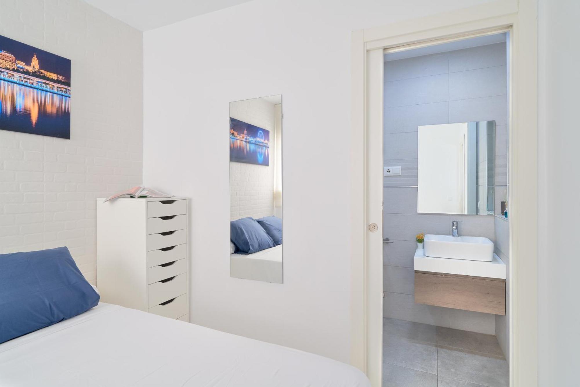 Romantico Estudio En La Playa De Pedregalejo By Alterhome Malaga Ngoại thất bức ảnh
