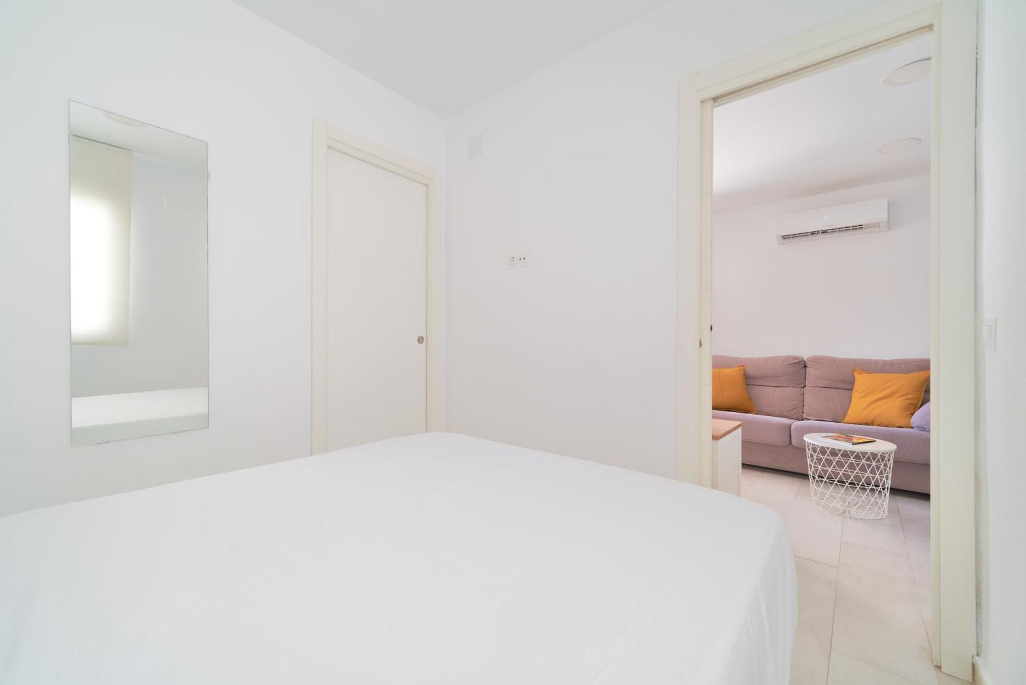 Romantico Estudio En La Playa De Pedregalejo By Alterhome Malaga Ngoại thất bức ảnh