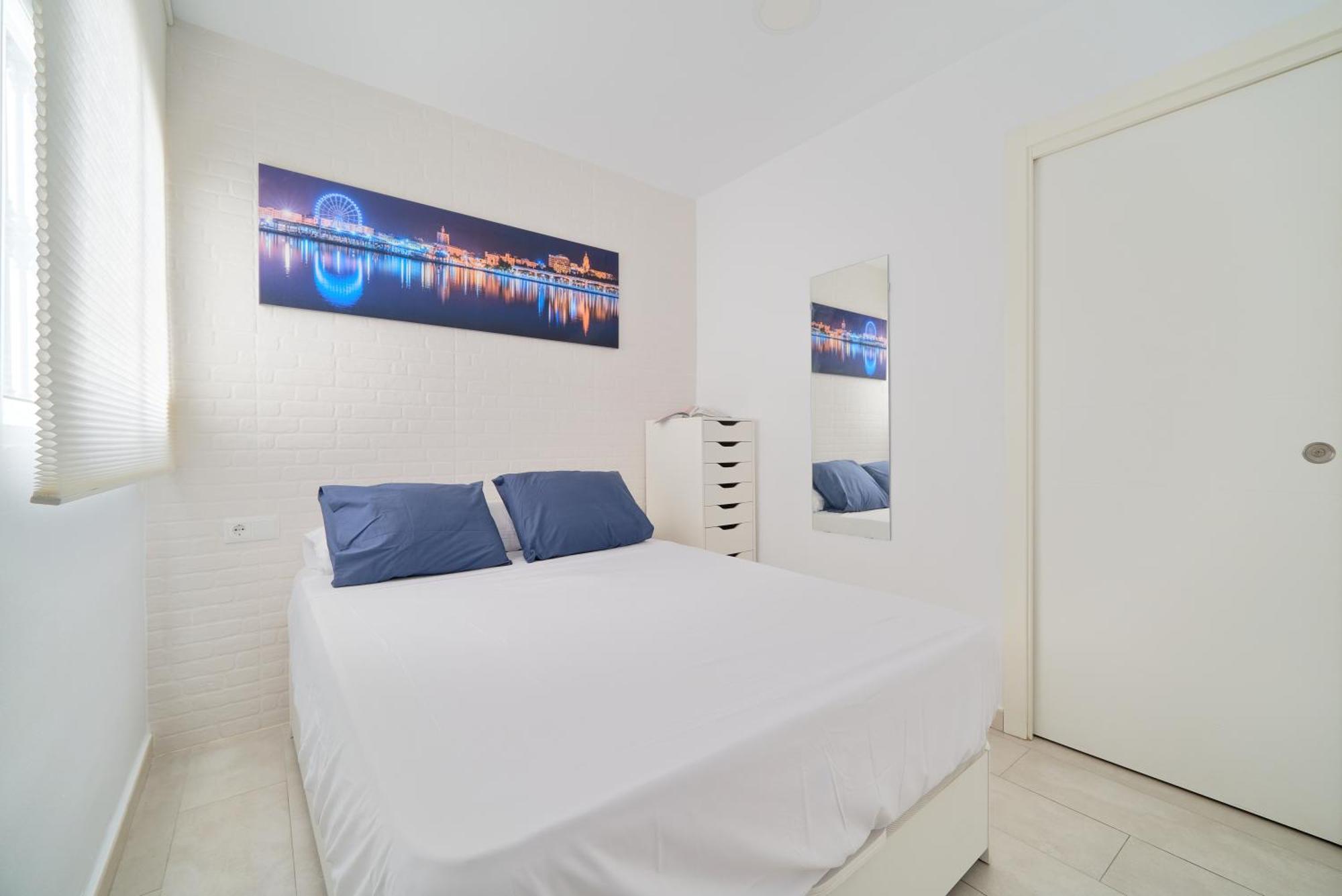 Romantico Estudio En La Playa De Pedregalejo By Alterhome Malaga Ngoại thất bức ảnh